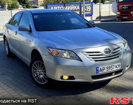 Серый Тойота Камри, объемом двигателя 2.4 л и пробегом 224 тыс. км за 6700 $, фото 2 на Automoto.ua