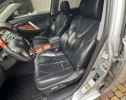 Серый Тойота Камри, объемом двигателя 3.5 л и пробегом 274 тыс. км за 10200 $, фото 19 на Automoto.ua