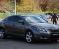 Сірий Тойота Камрі, об'ємом двигуна 3.5 л та пробігом 231 тис. км за 10000 $, фото 2 на Automoto.ua