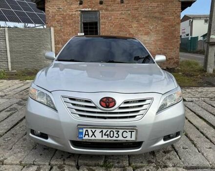 Тойота Камри 2007 в Люботине на Automoto.ua Серый Тойота Камри, объемом двигателя 2.4 л и пробегом 194 тыс. км за 10000 $, фото 1 на Automoto.ua