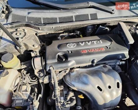 Серый Тойота Камри, объемом двигателя 2.36 л и пробегом 240 тыс. км за 9200 $, фото 44 на Automoto.ua