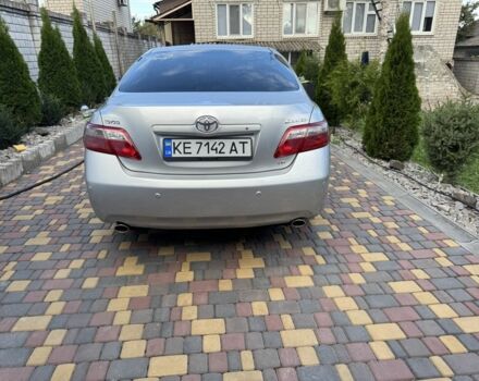 Сірий Тойота Камрі, об'ємом двигуна 3.5 л та пробігом 283 тис. км за 9100 $, фото 3 на Automoto.ua