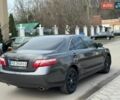 Серый Тойота Камри, объемом двигателя 2.4 л и пробегом 308 тыс. км за 7300 $, фото 3 на Automoto.ua
