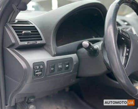 Серый Тойота Камри, объемом двигателя 2.4 л и пробегом 315 тыс. км за 8300 $, фото 9 на Automoto.ua