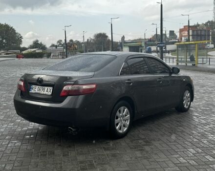 Сірий Тойота Камрі, об'ємом двигуна 2.4 л та пробігом 241 тис. км за 6500 $, фото 4 на Automoto.ua