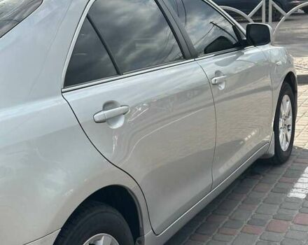 Серый Тойота Камри, объемом двигателя 2.4 л и пробегом 138 тыс. км за 11500 $, фото 9 на Automoto.ua