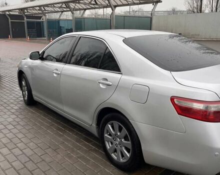 Серый Тойота Камри, объемом двигателя 2.36 л и пробегом 314 тыс. км за 7000 $, фото 6 на Automoto.ua