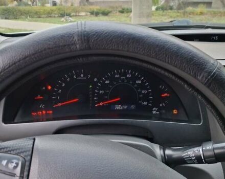 Серый Тойота Камри, объемом двигателя 2.4 л и пробегом 215 тыс. км за 6900 $, фото 3 на Automoto.ua