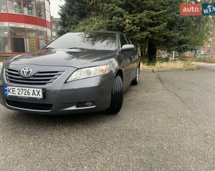 Серый Тойота Камри, объемом двигателя 3.5 л и пробегом 290 тыс. км за 9000 $, фото 4 на Automoto.ua