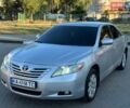 Серый Тойота Камри, объемом двигателя 2.36 л и пробегом 271 тыс. км за 7700 $, фото 1 на Automoto.ua