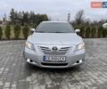 Серый Тойота Камри, объемом двигателя 3.5 л и пробегом 350 тыс. км за 8200 $, фото 1 на Automoto.ua