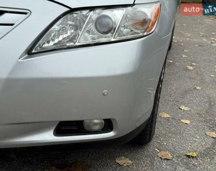 Серый Тойота Камри, объемом двигателя 2.4 л и пробегом 225 тыс. км за 7490 $, фото 8 на Automoto.ua