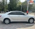 Серый Тойота Камри, объемом двигателя 2.4 л и пробегом 138 тыс. км за 11500 $, фото 4 на Automoto.ua
