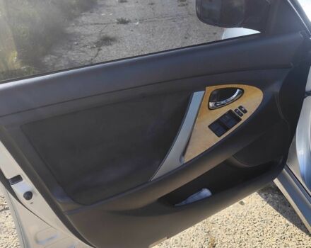 Сірий Тойота Камрі, об'ємом двигуна 2.4 л та пробігом 160 тис. км за 8400 $, фото 10 на Automoto.ua