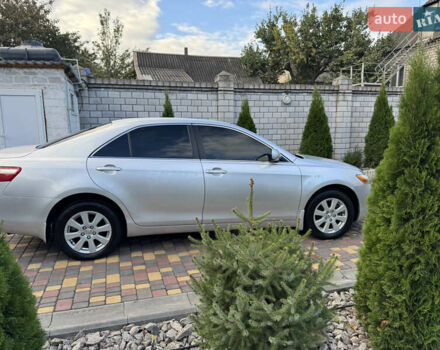 Серый Тойота Камри, объемом двигателя 3.46 л и пробегом 289 тыс. км за 9300 $, фото 6 на Automoto.ua