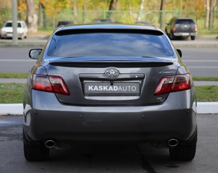 Сірий Тойота Камрі, об'ємом двигуна 3.5 л та пробігом 231 тис. км за 10000 $, фото 4 на Automoto.ua