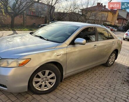 Сірий Тойота Камрі, об'ємом двигуна 2.36 л та пробігом 319 тис. км за 7900 $, фото 4 на Automoto.ua