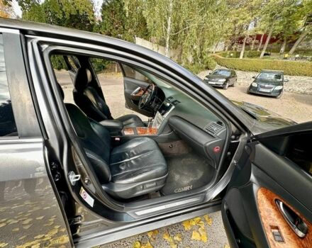 Тойота Камрі 2007 у Кропивницькому (Кіровограді) на Automoto.ua Сірий Тойота Камрі, об'ємом двигуна 3.5 л та пробігом 320 тис. км за 8500 $, фото 12 на Automoto.ua