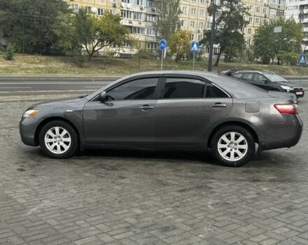 Сірий Тойота Камрі, об'ємом двигуна 2.4 л та пробігом 241 тис. км за 6500 $, фото 7 на Automoto.ua