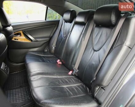 Серый Тойота Камри, объемом двигателя 3.5 л и пробегом 231 тыс. км за 10000 $, фото 7 на Automoto.ua