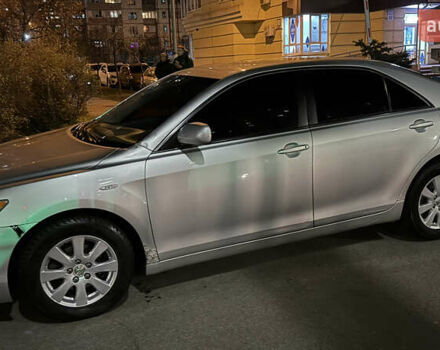 Сірий Тойота Камрі, об'ємом двигуна 2.4 л та пробігом 270 тис. км за 7600 $, фото 2 на Automoto.ua