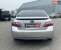 Серый Тойота Камри, объемом двигателя 2.4 л и пробегом 320 тыс. км за 5990 $, фото 7 на Automoto.ua