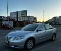Серый Тойота Камри, объемом двигателя 2.4 л и пробегом 352 тыс. км за 7500 $, фото 1 на Automoto.ua