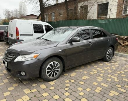 Сірий Тойота Камрі, об'ємом двигуна 2.4 л та пробігом 326 тис. км за 7500 $, фото 7 на Automoto.ua