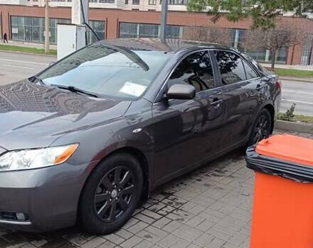 Сірий Тойота Камрі, об'ємом двигуна 2.4 л та пробігом 297 тис. км за 9150 $, фото 4 на Automoto.ua