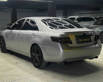 Сірий Тойота Камрі, об'ємом двигуна 3.5 л та пробігом 226 тис. км за 8500 $, фото 3 на Automoto.ua