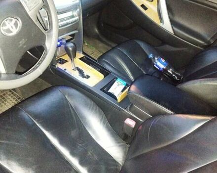 Сірий Тойота Камрі, об'ємом двигуна 2.4 л та пробігом 133 тис. км за 6000 $, фото 5 на Automoto.ua