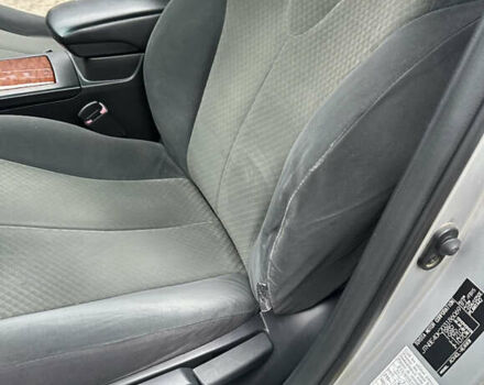 Серый Тойота Камри, объемом двигателя 2.4 л и пробегом 240 тыс. км за 7700 $, фото 18 на Automoto.ua