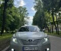 Серый Тойота Камри, объемом двигателя 2.4 л и пробегом 265 тыс. км за 8000 $, фото 1 на Automoto.ua