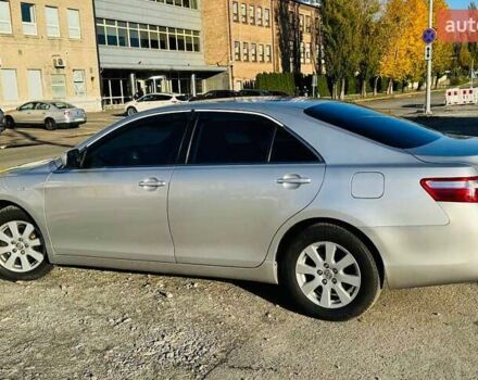 Серый Тойота Камри, объемом двигателя 2.36 л и пробегом 179 тыс. км за 9700 $, фото 6 на Automoto.ua