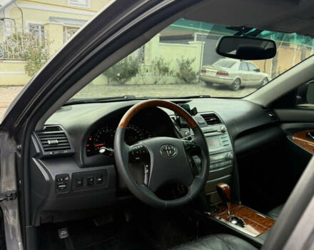 Серый Тойота Камри, объемом двигателя 3.46 л и пробегом 340 тыс. км за 9500 $, фото 13 на Automoto.ua