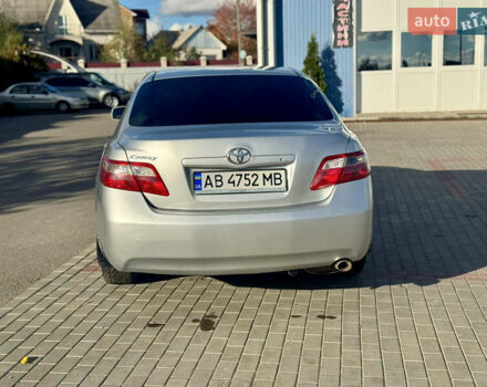 Тойота Камри 2008 в Жмеренке на Automoto.ua Серый Тойота Камри, объемом двигателя 2.36 л и пробегом 256 тыс. км за 8200 $, фото 6 на Automoto.ua