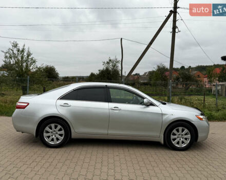 Сірий Тойота Камрі, об'ємом двигуна 2.36 л та пробігом 327 тис. км за 9699 $, фото 7 на Automoto.ua