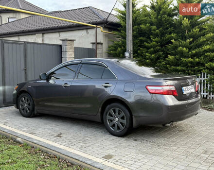 Серый Тойота Камри, объемом двигателя 3.46 л и пробегом 340 тыс. км за 9500 $, фото 8 на Automoto.ua