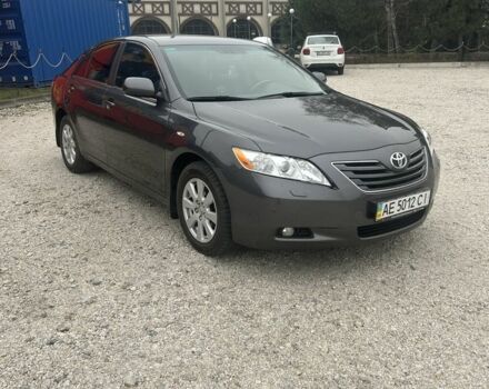 Серый Тойота Камри, объемом двигателя 3.5 л и пробегом 99 тыс. км за 13500 $, фото 1 на Automoto.ua