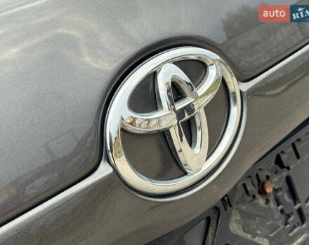 Серый Тойота Камри, объемом двигателя 2.4 л и пробегом 162 тыс. км за 9550 $, фото 14 на Automoto.ua