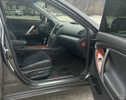 Серый Тойота Камри, объемом двигателя 3.5 л и пробегом 99 тыс. км за 13500 $, фото 8 на Automoto.ua