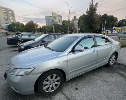 Сірий Тойота Камрі, об'ємом двигуна 2.4 л та пробігом 270 тис. км за 7000 $, фото 1 на Automoto.ua
