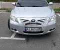 Серый Тойота Камри, объемом двигателя 2.4 л и пробегом 188 тыс. км за 9300 $, фото 3 на Automoto.ua