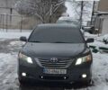 Серый Тойота Камри, объемом двигателя 2.4 л и пробегом 180 тыс. км за 9000 $, фото 2 на Automoto.ua