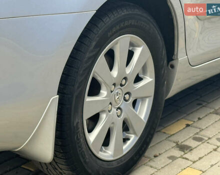 Сірий Тойота Камрі, об'ємом двигуна 2.4 л та пробігом 67 тис. км за 12900 $, фото 18 на Automoto.ua