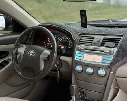 Серый Тойота Камри, объемом двигателя 2.4 л и пробегом 320 тыс. км за 5350 $, фото 14 на Automoto.ua