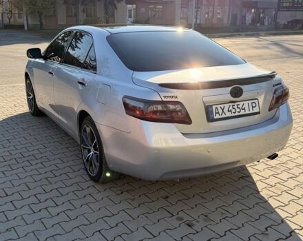 Серый Тойота Камри, объемом двигателя 2.4 л и пробегом 400 тыс. км за 9999 $, фото 5 на Automoto.ua