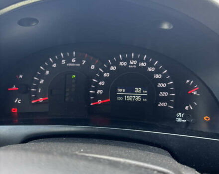 Сірий Тойота Камрі, об'ємом двигуна 2.4 л та пробігом 192 тис. км за 9500 $, фото 15 на Automoto.ua