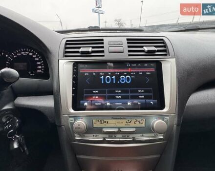 Серый Тойота Камри, объемом двигателя 3.5 л и пробегом 223 тыс. км за 8300 $, фото 41 на Automoto.ua