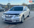 Тойота Камри 2008 в Жмеренке на Automoto.ua Серый Тойота Камри, объемом двигателя 2.36 л и пробегом 256 тыс. км за 8200 $, фото 2 на Automoto.ua